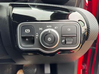 Mercedes-Benz A Class 1.5 A180d Sport 7G-DCT Euro 6 (s/s) 5dr