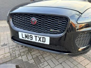 Jaguar E-PACE 2.0 D180 R-Dynamic S Auto AWD Euro 6 (s/s) 5dr