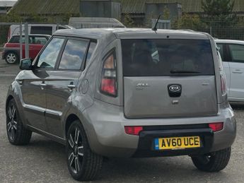 Kia Soul 1.6 CRDi Tempest SUV 5dr Diesel Auto Euro 4 (126 bhp)