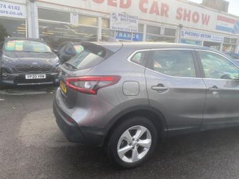 Nissan Qashqai 1.3 DIG-T Acenta Premium DCT Auto Euro 6 (s/s) 5dr