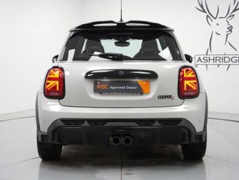 MINI Hatch 2.0 Cooper S Sport Hatchback 3dr Petrol Steptronic Euro 6 (s/s) 
