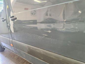 Mercedes-Benz eSprinter 55kWh Progressive Auto FWD L2 H2 5dr 20kW Charger