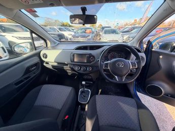 Toyota Yaris 1.33 Dual VVT-i Icon Multidrive S Euro 5 5dr