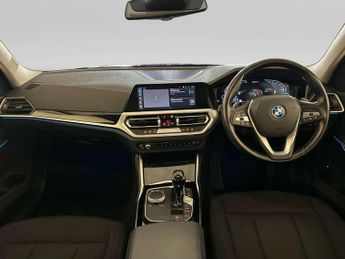 BMW 3 Series 2.0 330e 12kWh SE Pro Saloon 4dr Petrol Plug-in Hybrid Auto Euro