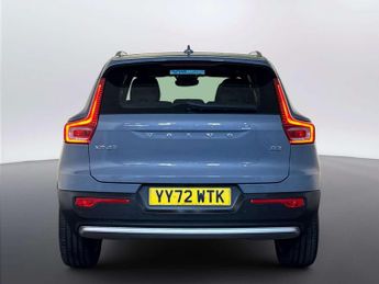 Volvo XC40 2.0 B3 MHEV Core SUV 5dr Petrol Hybrid DCT Auto Euro 6 (s/s) (16