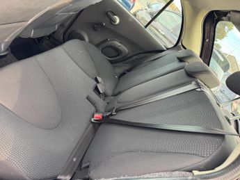 Nissan Micra 1.2 16v n-tec 5dr