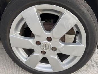 Nissan Micra 1.2 16v n-tec 5dr