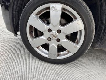 Nissan Micra 1.2 16v n-tec 5dr