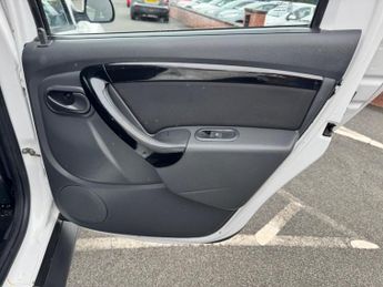 Dacia Duster 1.5 dCi Laureate 4WD Euro 5 5dr