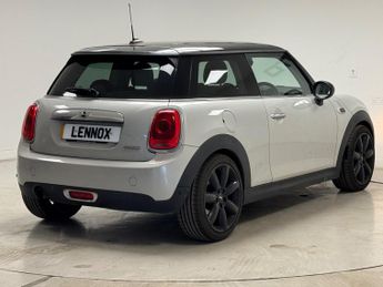 MINI Hatch 1.5 Cooper Auto Euro 6 (s/s) 3dr