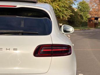 Porsche Macan 3.0 TD V6 S PDK 4WD Euro 6 (s/s) 5dr