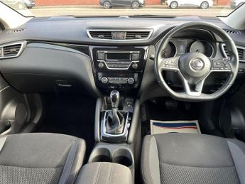 Nissan Qashqai 1.2 DIG-T Acenta XTRON Euro 6 (s/s) 5dr