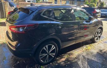 Nissan Qashqai 1.2 DIG-T N-Connecta XTRON Euro 6 (s/s) 5dr