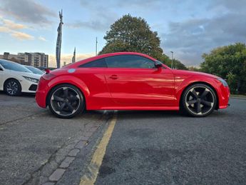 Audi TT 2.0 TDI Black Edition quattro Euro 5 3dr