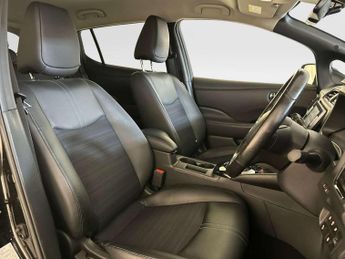 Nissan Leaf 40kWh N-Connecta Hatchback 5dr Electric Auto (150 ps)