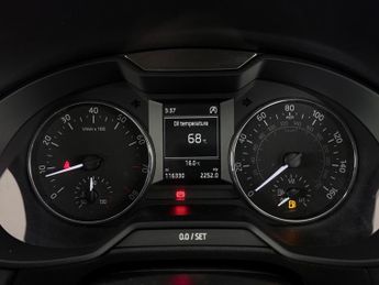 Skoda Octavia 1.2 TSI SE Hatchback 5dr Petrol DSG Euro 6 (s/s) (110 ps)