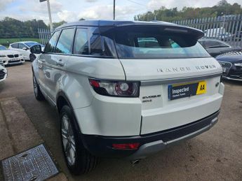 Land Rover Range Rover Evoque 2.2 eD4 Pure Tech FWD Euro 5 (s/s) 5dr