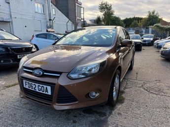 Ford Focus 1.6 Zetec Powershift Euro 5 5dr