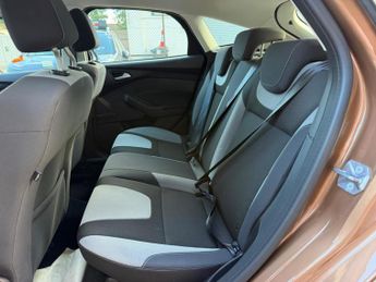 Ford Focus 1.6 Zetec Powershift Euro 5 5dr