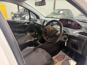 Peugeot 208 1.0 VTi Active Euro 5 5dr