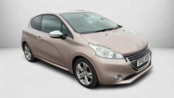 Peugeot 208 1.2 VTi Allure Euro 5 3dr