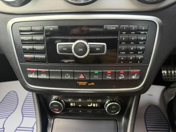 Mercedes-Benz GLA 2.1 GLA220 CDI AMG Line 7G-DCT 4MATIC Euro 6 (s/s) 5dr