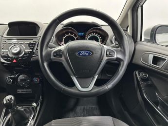 Ford Fiesta 1.0T EcoBoost Titanium Euro 5 (s/s) 5dr