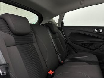 Ford Fiesta 1.0T EcoBoost Titanium Euro 5 (s/s) 5dr