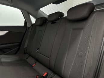 Audi A4 2.0 TDI 35 Technik S Tronic Euro 6 (s/s) 4dr
