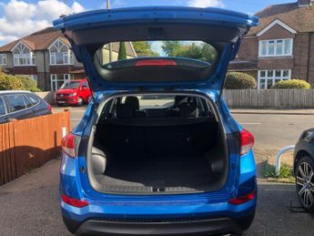 Hyundai TUCSON 2.0 CRDi SE Nav Auto 4WD Euro 6 5dr