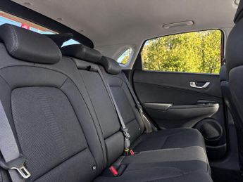 Hyundai KONA 64kWh Ultimate SUV 5dr Electric Auto (10.5kW Charger) (204 ps)