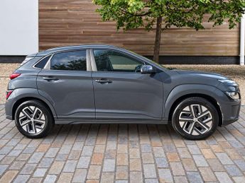 Hyundai KONA 64kWh Ultimate SUV 5dr Electric Auto (10.5kW Charger) (204 ps)