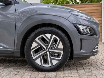Hyundai KONA 64kWh Ultimate SUV 5dr Electric Auto (10.5kW Charger) (204 ps)