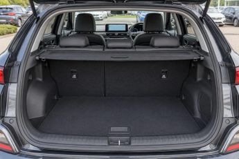 Hyundai KONA 64kWh Ultimate SUV 5dr Electric Auto (10.5kW Charger) (204 ps)