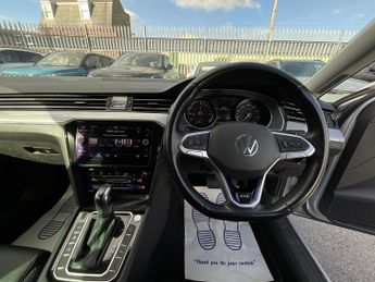 Volkswagen Passat GTE S-A