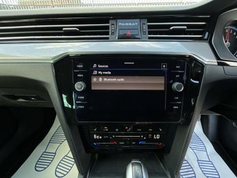 Volkswagen Passat GTE S-A