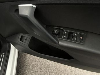 Volkswagen Tiguan ELEGANCE TSI PHEV S-A