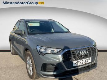Audi Q3 TECHNIK 45 TFSI E S-A