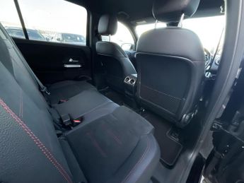 Mercedes-Benz Eqb 300 AMG LINE 4MATIC