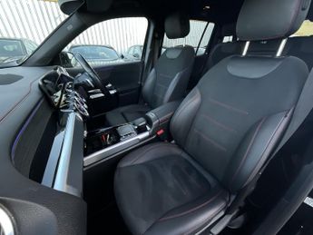 Mercedes-Benz Eqb 300 AMG LINE 4MATIC