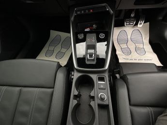 Audi A3 S LINE 35 TFSI MHEV S-A