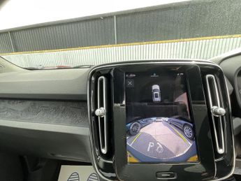 Volvo Xc40 + RECHARGE EV