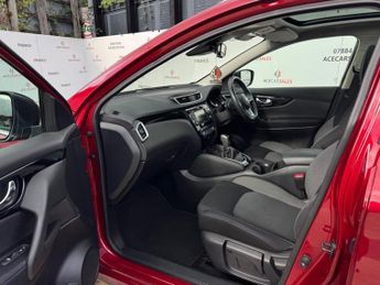 Nissan Qashqai 1.3 DIG-T N-Connecta DCT Auto Euro 6 (s/s) 5dr
