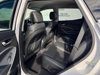 Hyundai Santa Fe 2.2 CRDi Blue Drive Premium Auto 4WD Euro 6 (s/s) 5dr (7 Seat)