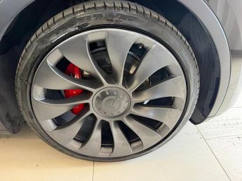 Tesla Model Y (Dual Motor) Performance SUV 5dr Electric Auto 4WDE (426 bhp)