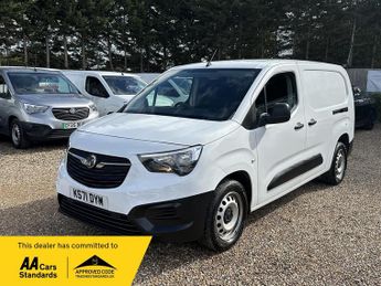 Vauxhall Combo 1.5 Turbo D 2300 Dynamic L2 H1 Euro 6 4dr