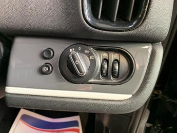 MINI Countryman 1.5 7.6kWh Cooper SE Auto ALL4 Euro 6 (s/s) 5dr