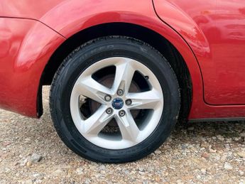 Ford Focus 1.6 Zetec 5dr