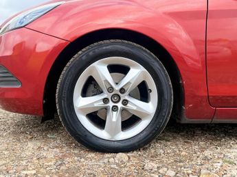 Ford Focus 1.6 Zetec 5dr