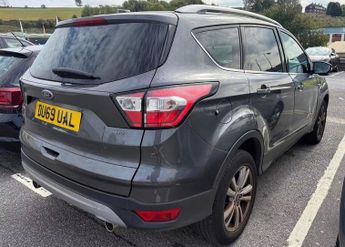 Ford Kuga 2.0 TDCi EcoBlue Zetec Powershift AWD Euro 6 (s/s) 5dr